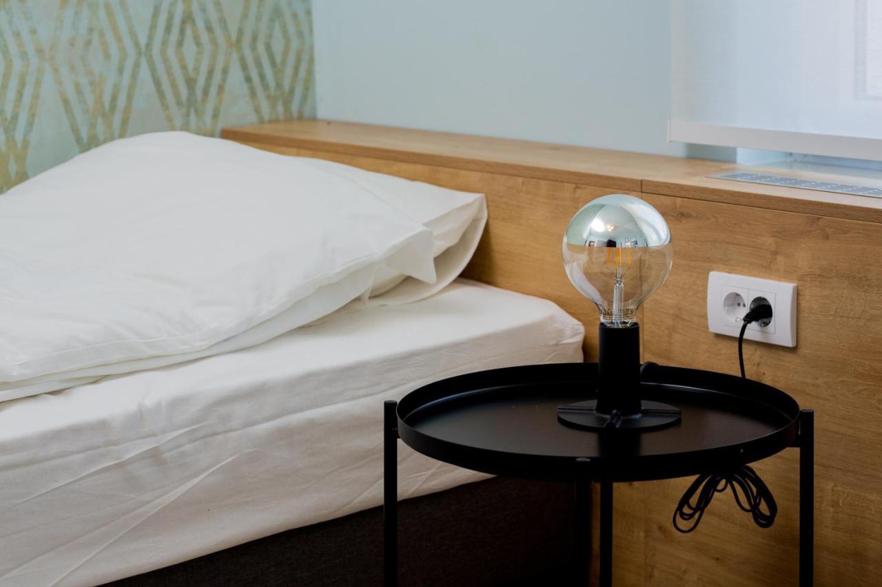 Apartman Zeka Paragvajac Apartment ซูโบติกา ภายนอก รูปภาพ